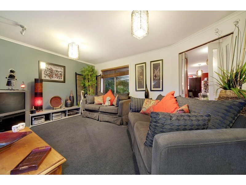 21 Kerr Crescent, Aspendale Gardens VIC 3195