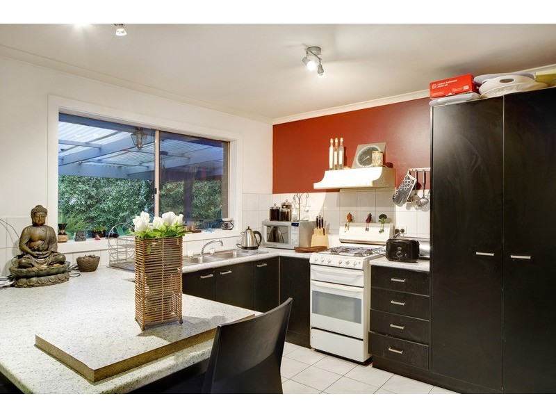 21 Kerr Crescent, Aspendale Gardens VIC 3195