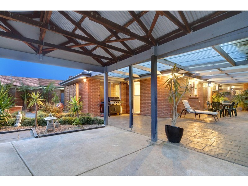 21 Kerr Crescent, Aspendale Gardens VIC 3195