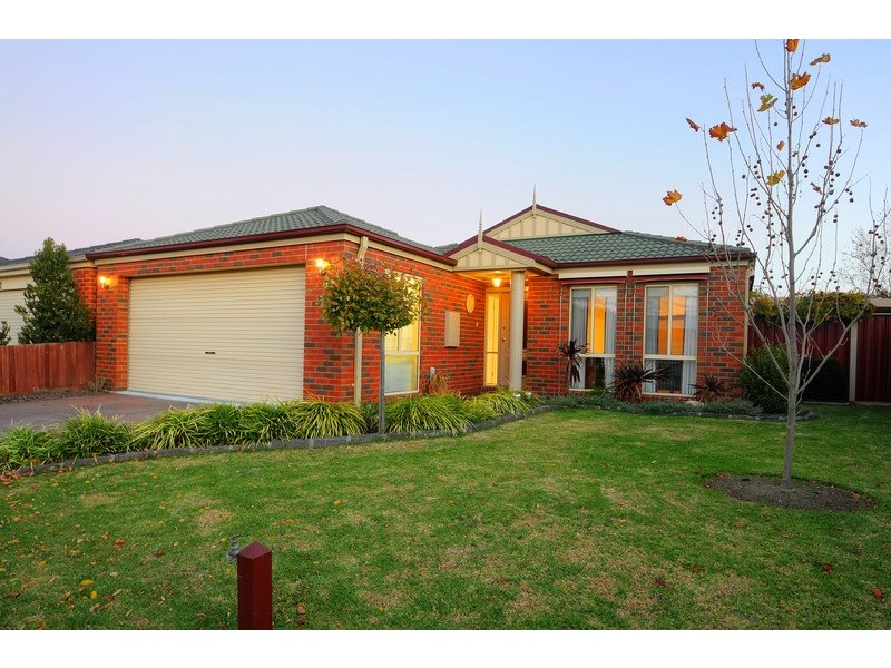 4 Hyland Street, Mordialloc VIC 3195