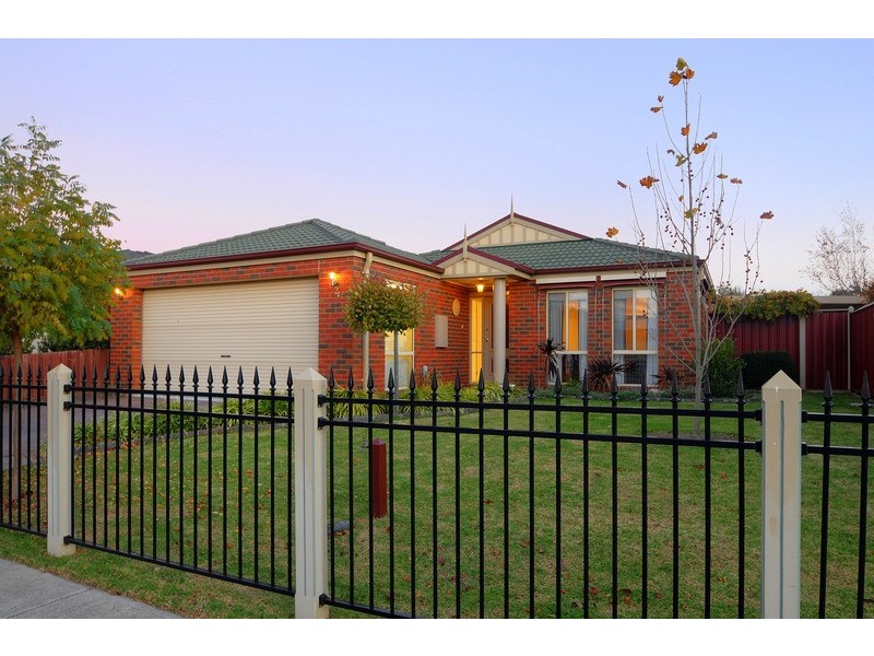 4 Hyland Street, Mordialloc VIC 3195