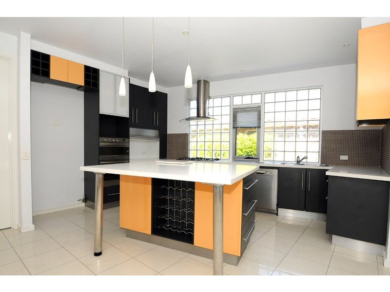 17 Reys Close, Mordialloc VIC 3195