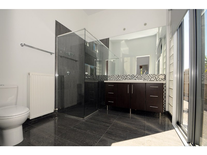 17 Reys Close, Mordialloc VIC 3195