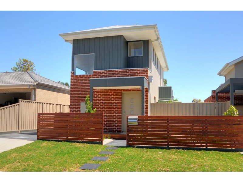 4 Nott Avenue, Frankston VIC 3199