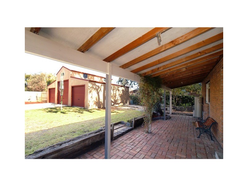 48 Woodbine Grove, Chelsea VIC 3196