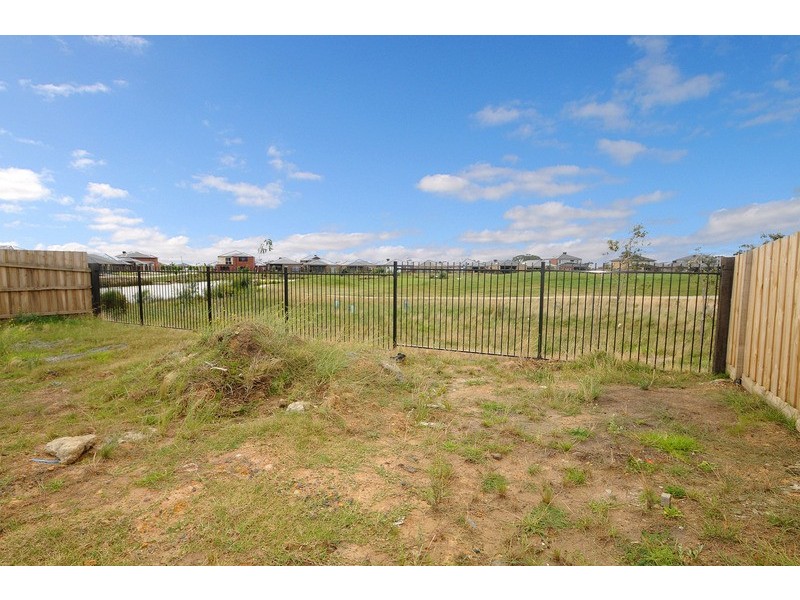 47 Sandarra Boulevard, Sandhurst VIC 3977