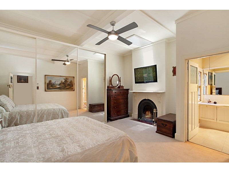 8 Nepean Hwy, Aspendale VIC 3195