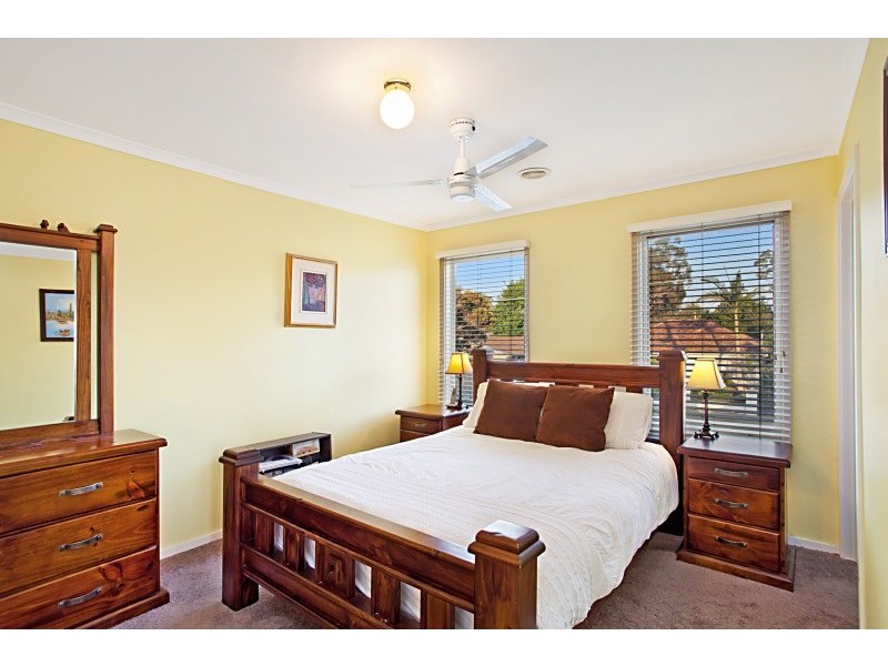 3 Warren Road, Mordialloc VIC 3195