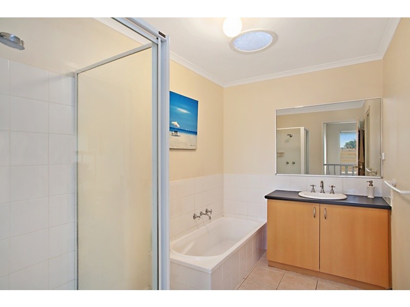 3 Warren Road, Mordialloc VIC 3195
