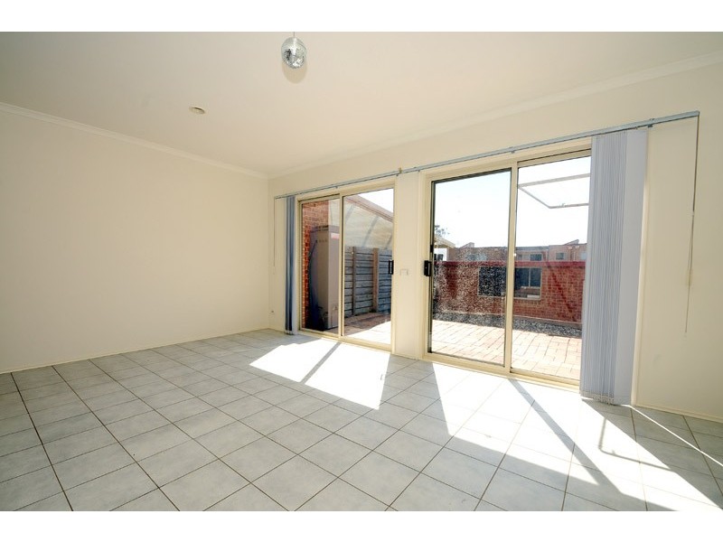 2/52-54 Nepean Highway, Seaford VIC 3198