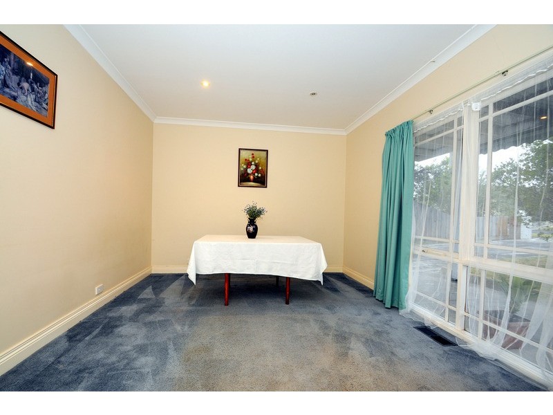 8 Lewellin Grove, Carrum VIC 3197