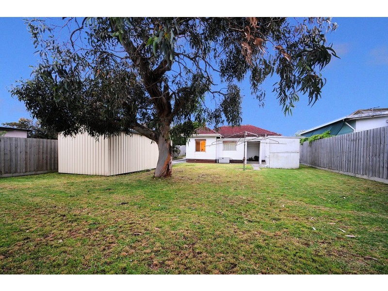 8 Lewellin Grove, Carrum VIC 3197