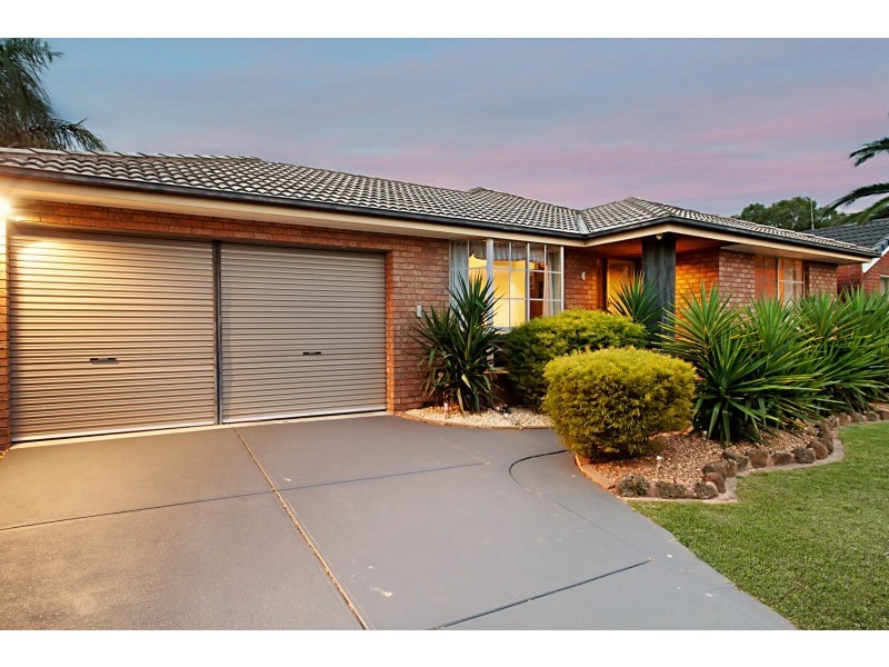 16 Keaton Way, Aspendale Gardens VIC 3195