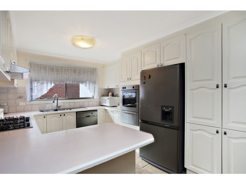 16 Keaton Way, Aspendale Gardens VIC 3195