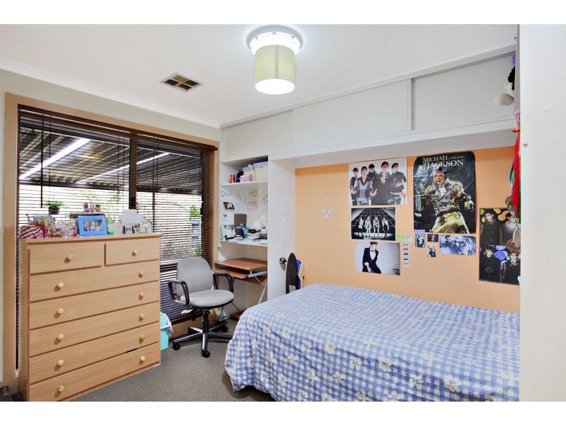 3 Wildoer Drive, Aspendale Gardens VIC 3195