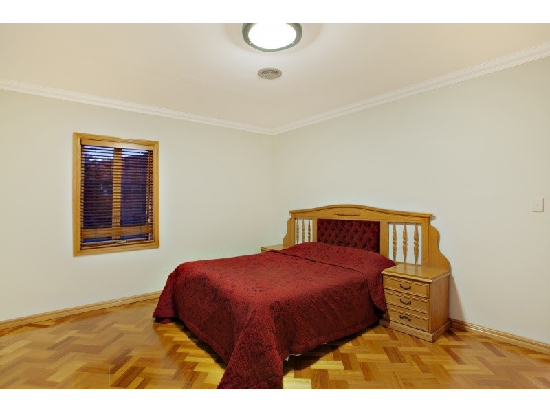 52 Gala Supreme Close, Mordialloc VIC 3195