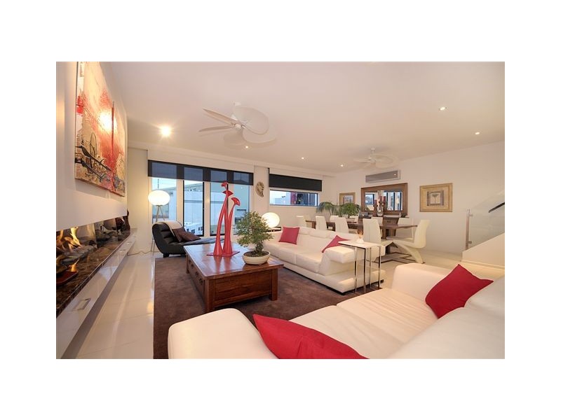 43 Pier One Drive, Patterson Lakes VIC 3197