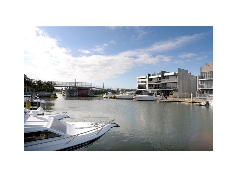 43 Pier One Drive, Patterson Lakes VIC 3197