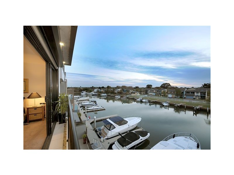 43 Pier One Drive, Patterson Lakes VIC 3197