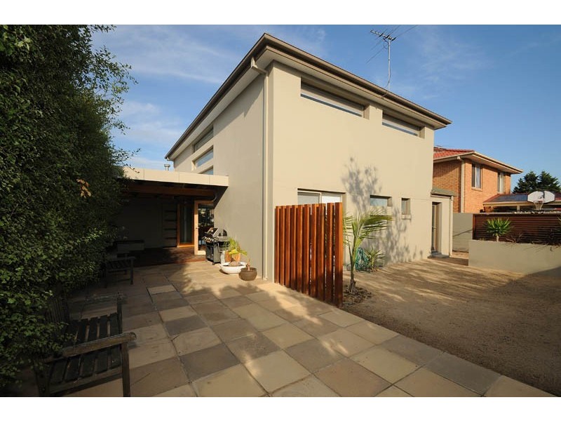 16 Waterdale Place, Aspendale Gardens VIC 3195