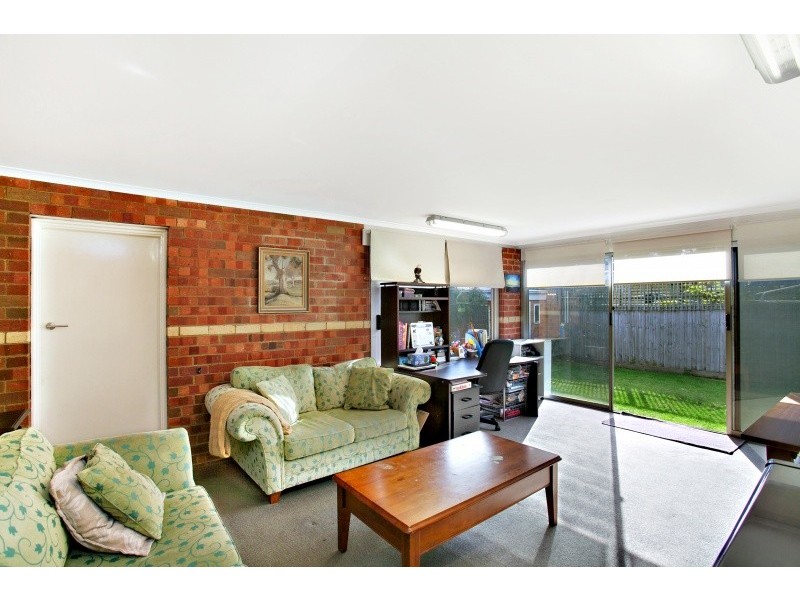 5 Thurling St, Mentone VIC 3194