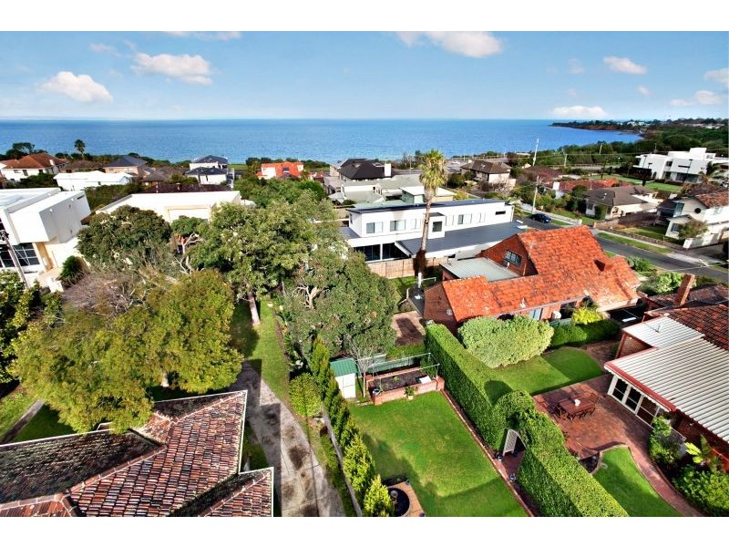 5 Thurling St, Mentone VIC 3194