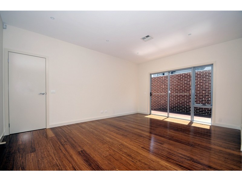 4 Nott Avenue, Frankston VIC 3199