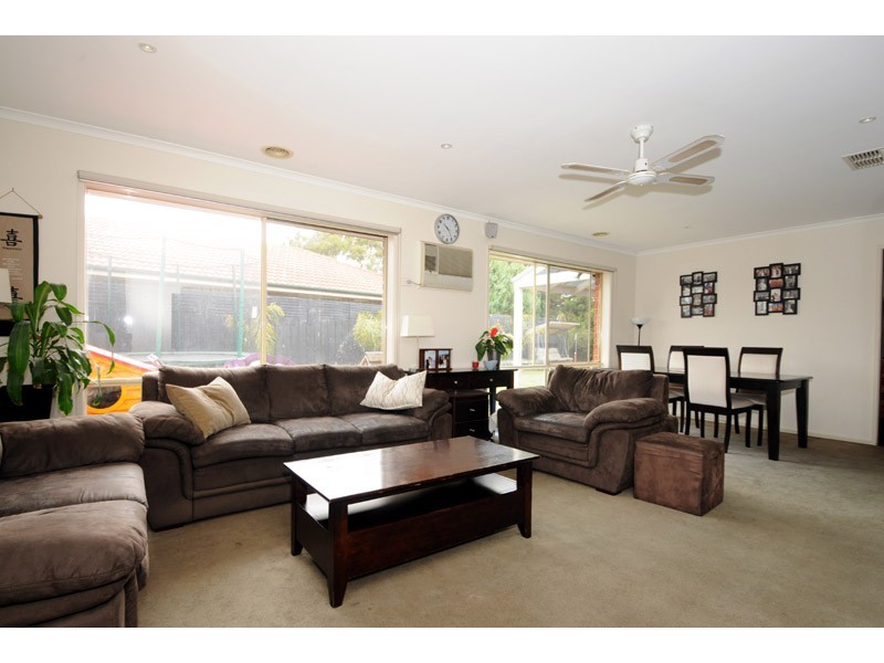 16 Helmich Court, Aspendale Gardens VIC 3195