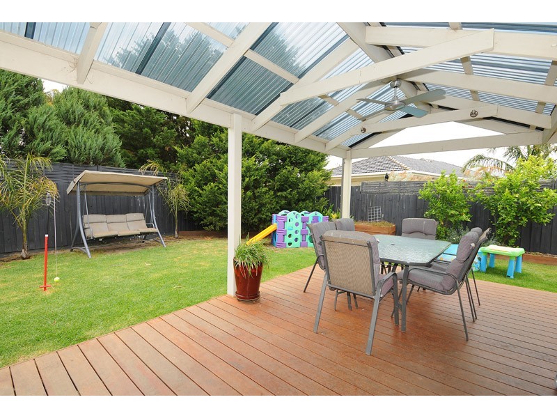 16 Helmich Court, Aspendale Gardens VIC 3195