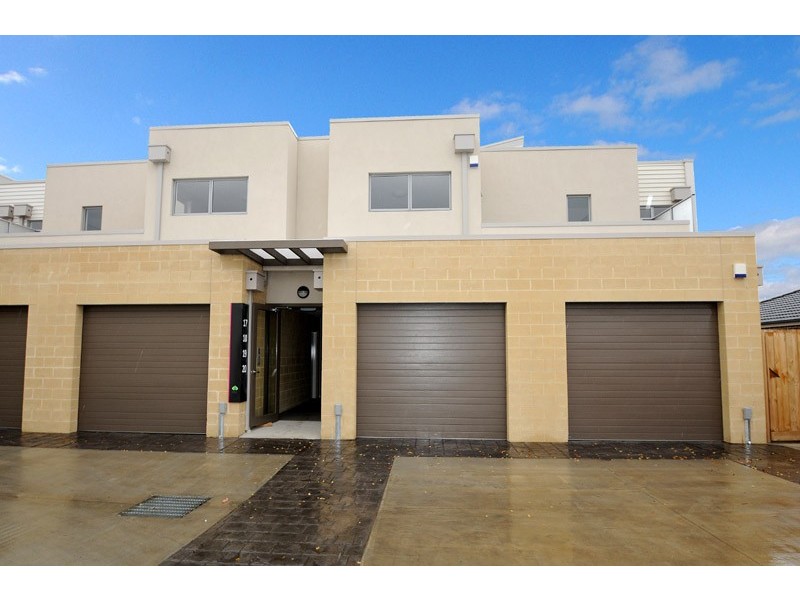 17/19 Peppertree Street, Keysborough VIC 3173