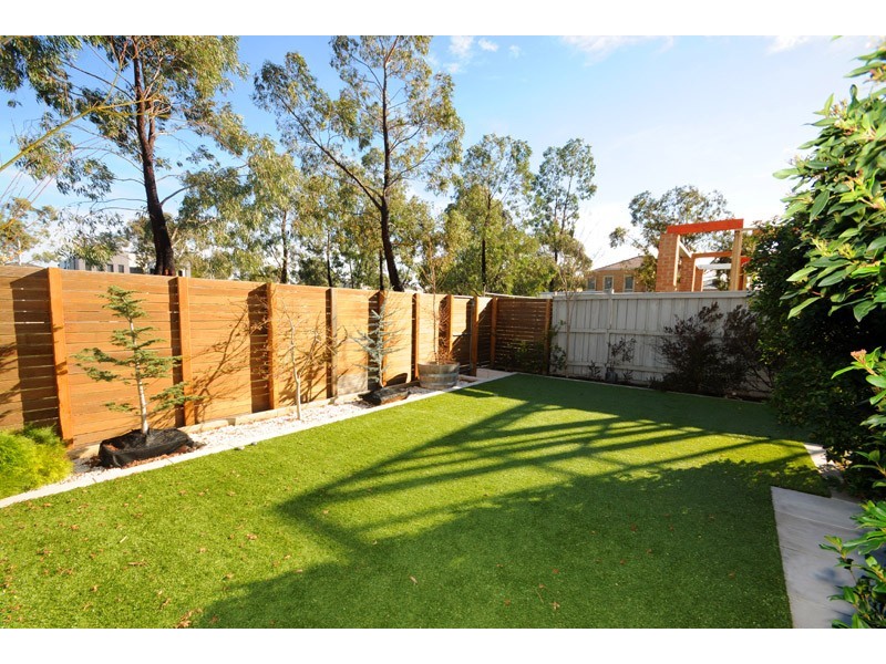15 Linlithgow Terrace, Waterways VIC 3195