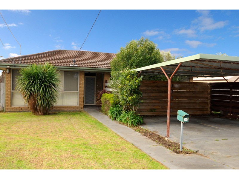 37 Iluka Avenue, Aspendale VIC 3195