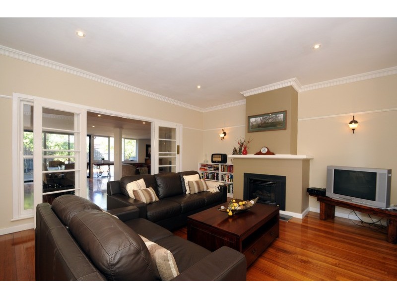 6 Eulinga Ave, Aspendale VIC 3195