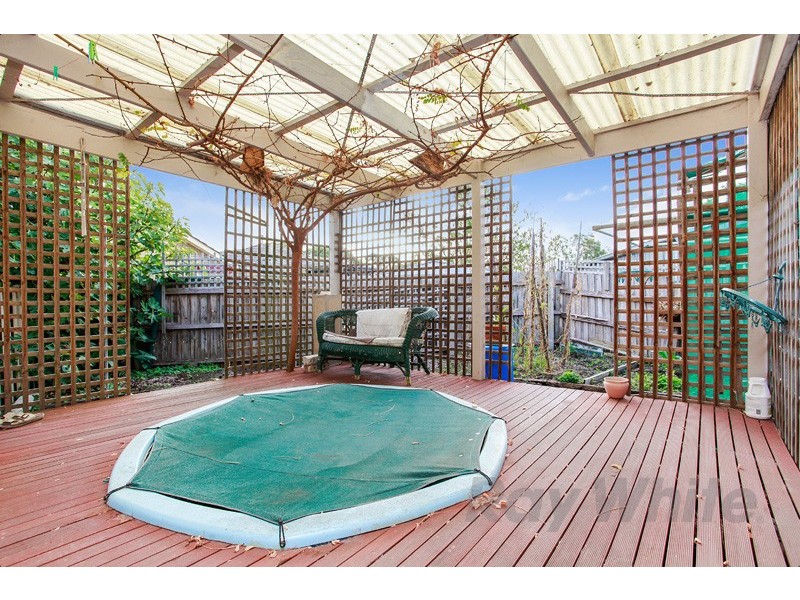 43 Silvertop Crescent, Frankston North VIC 3200