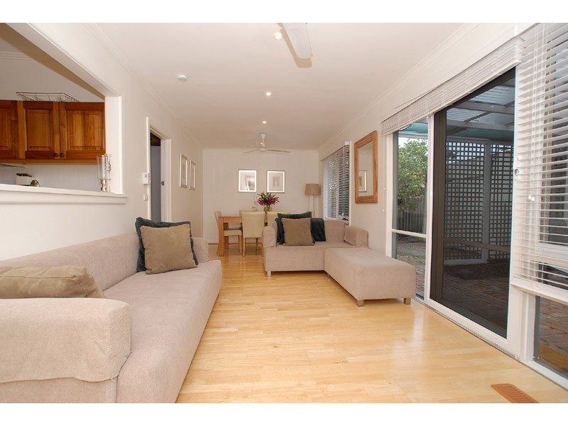 1/4 Haig Avenue, Edithvale VIC 3196