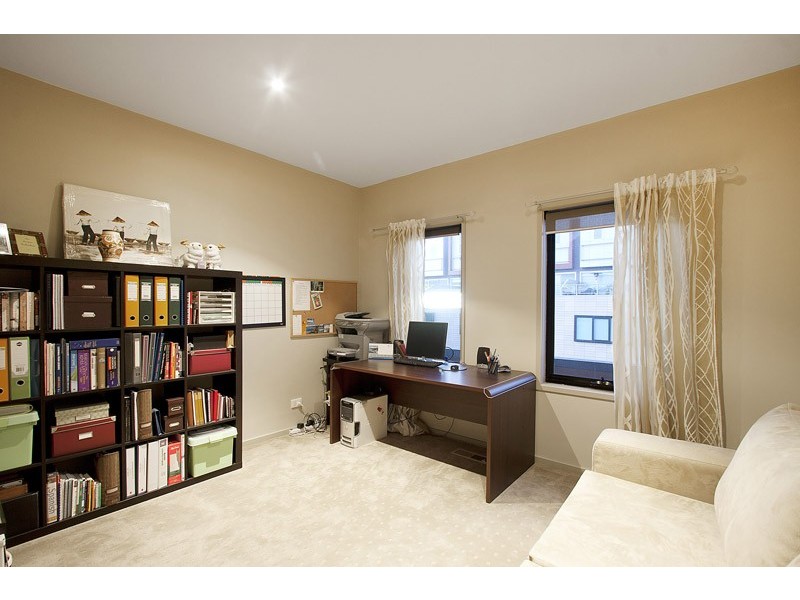 2/332 Centre Road, Bentleigh VIC 3204