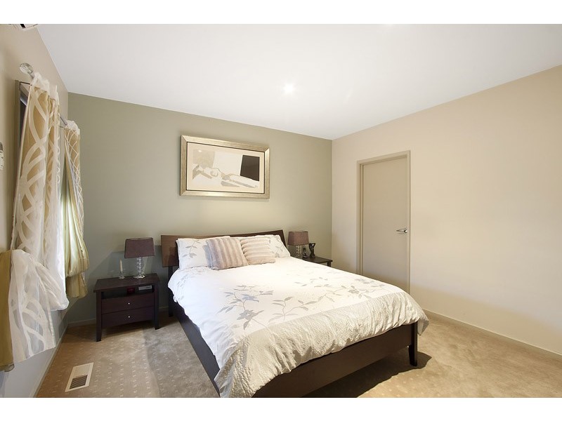 2/332 Centre Road, Bentleigh VIC 3204