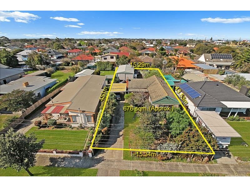6 Ruvina Street, Aspendale VIC 3195