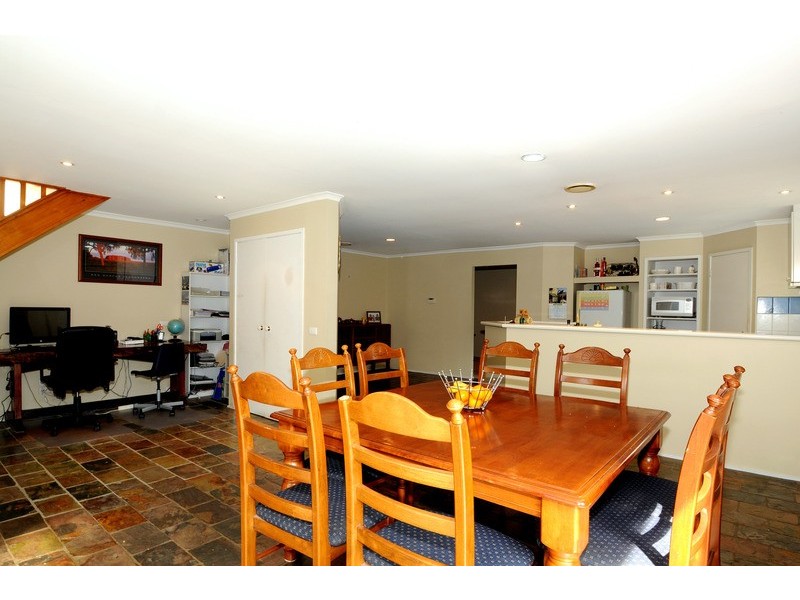 13 Wildoer Drive, Aspendale Gardens VIC 3195