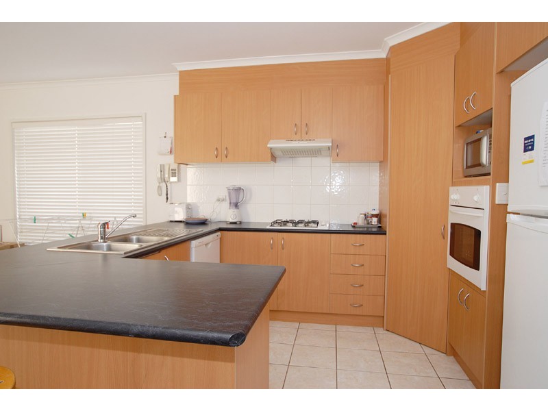 1/98-100 Chute Street, Mordialloc VIC 3195