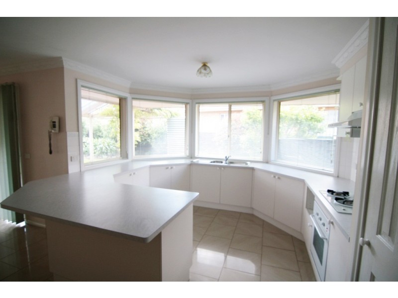 2 Keaton Way, Aspendale Gardens VIC 3195