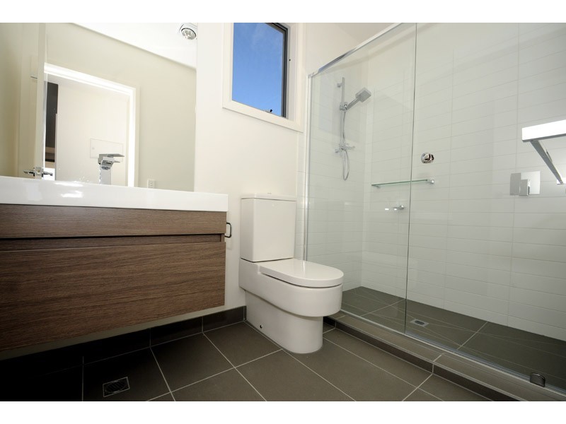 8/19 Peppertree Street, Keysborough VIC 3173