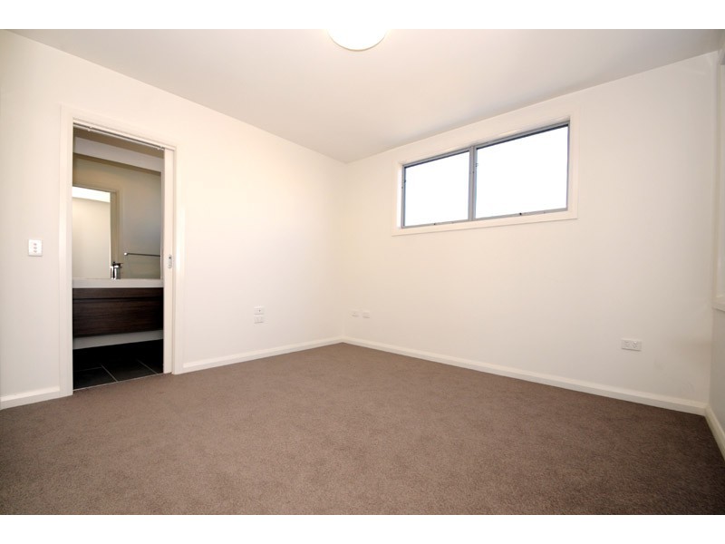8/19 Peppertree Street, Keysborough VIC 3173