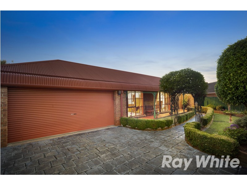 8 Milton Court, Aspendale Gardens VIC 3195