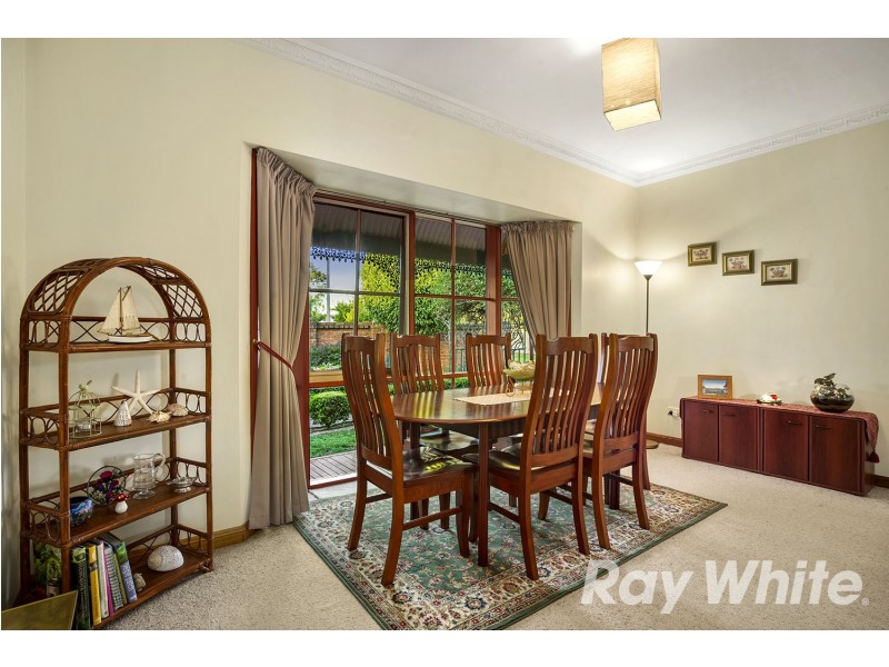 8 Milton Court, Aspendale Gardens VIC 3195