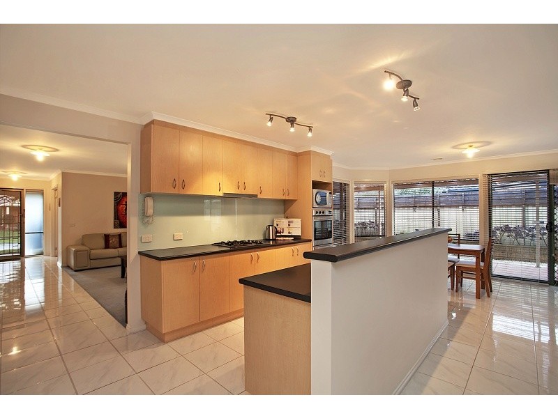 6 Mangrove Court, Aspendale Gardens VIC 3195