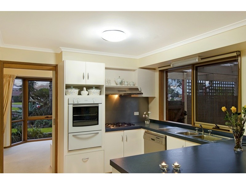 64 Amaroo Drive, Chelsea Heights VIC 3196