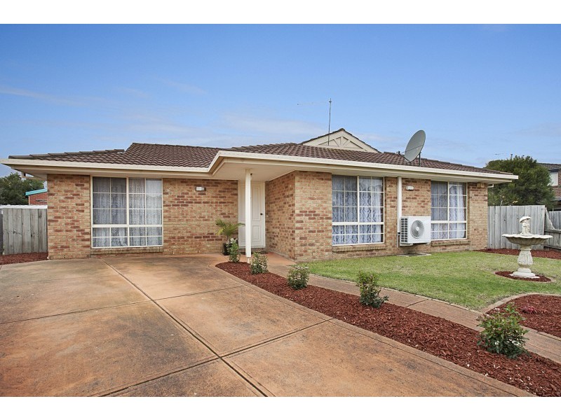 24 Dotterel Court, Chelsea Heights VIC 3196