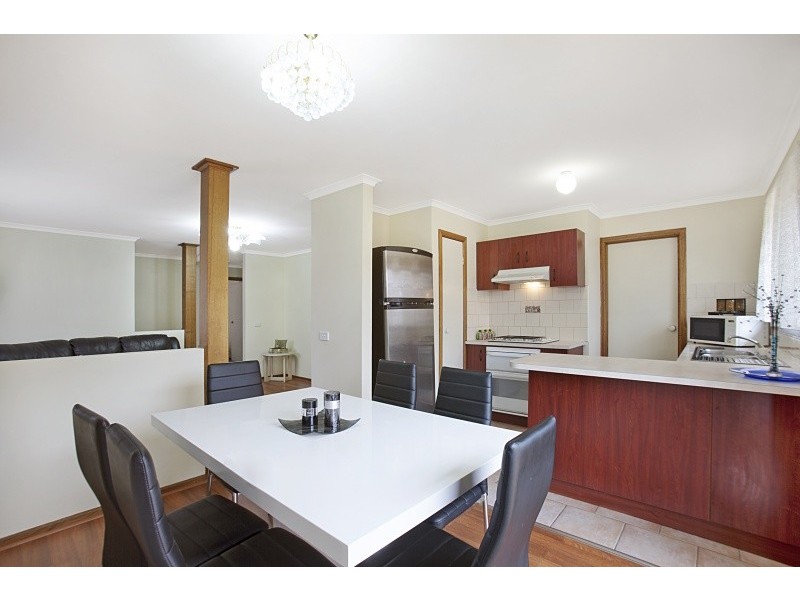 24 Dotterel Court, Chelsea Heights VIC 3196