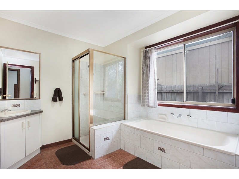 24 Dotterel Court, Chelsea Heights VIC 3196